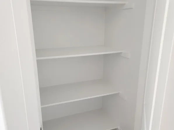 (undisclosed Address), Valencia, CA 91354