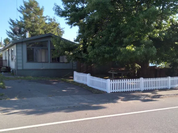 3464 School St, Fortuna, CA 95540