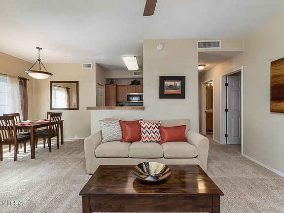 4th image of 1500 E Pusch Wilderness Dr Unit 14105