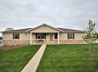 406 Ann Dr, Wentzville, MO