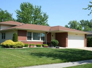 17463 Park Ln, Country Club Hills, IL