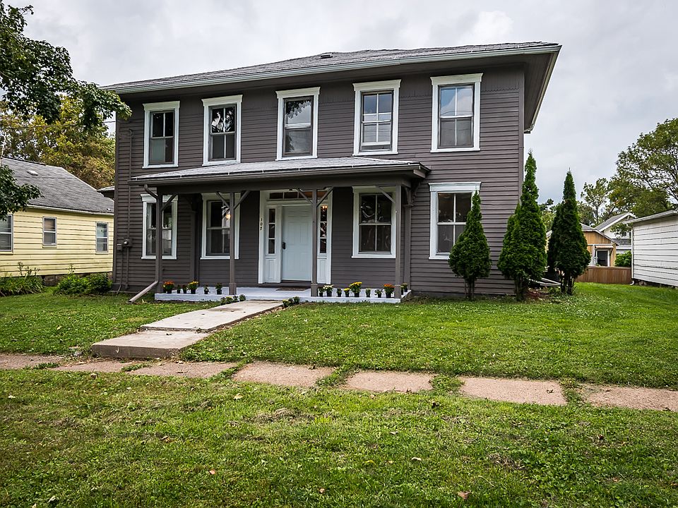 107 Spruce St. Tipton, IA 
