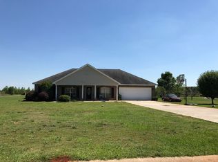 386 Papershell Dr, Fort Valley, GA 31030