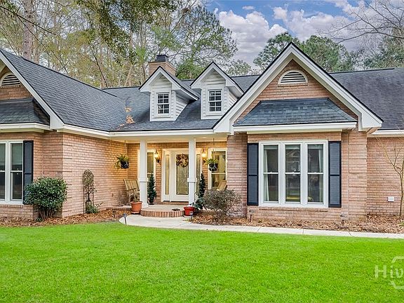 3rd image of 140 Cypress Drive