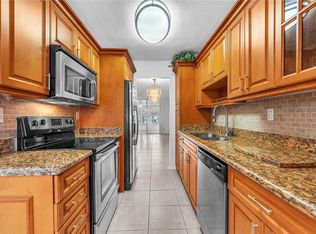 2900 NW 48th Ter APT 217, Lauderdale Lakes, FL 33313