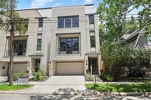 414 Hyde Park Blvd #1 Photo 1 414 Hyde Park Blvd #1 Photo 1