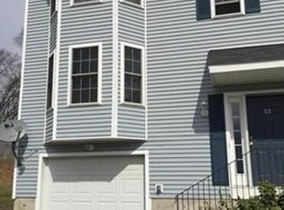 13 Pearlbush Path, Worcester, MA 01610