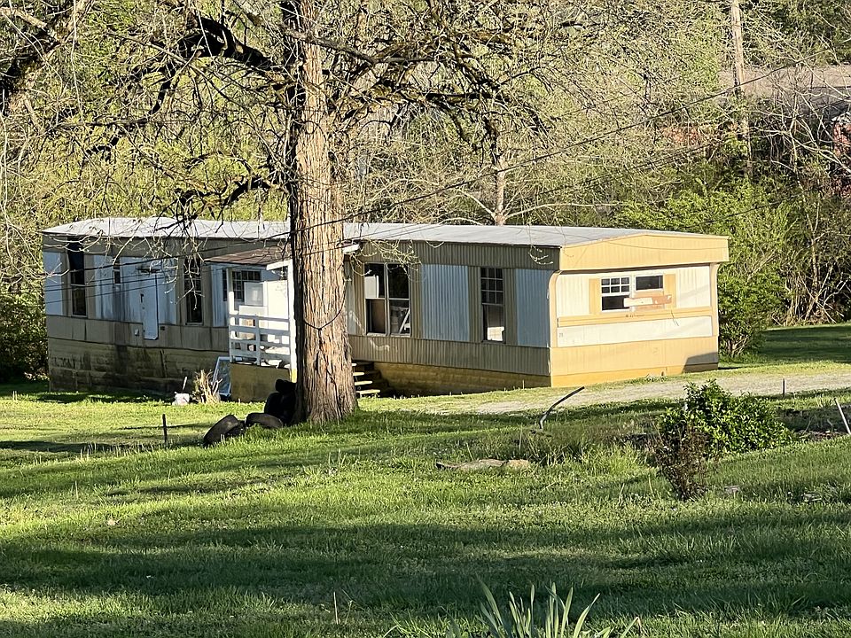 2nd image of 0 Pine St #4