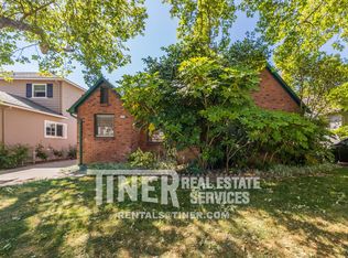 2757 12th St, Sacramento, CA 95818