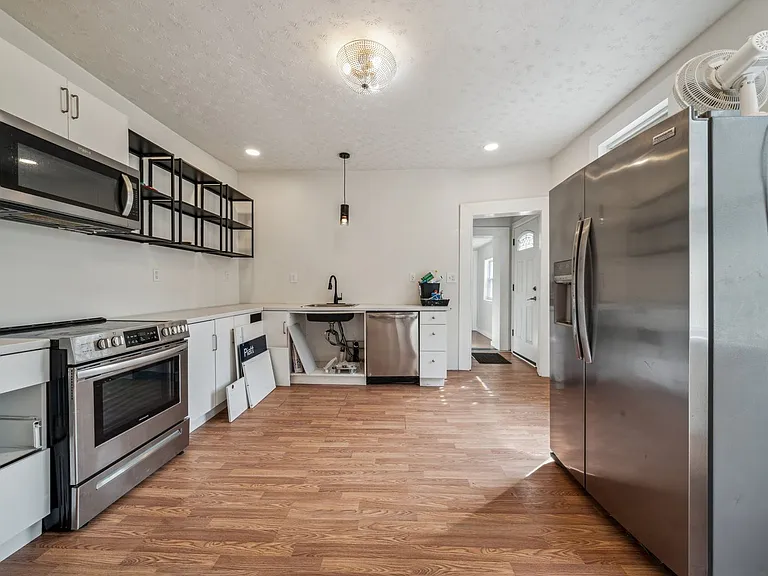 2819 Spring Garden Ave — Photo 6