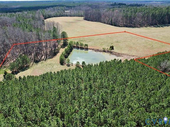 5th image of 300 Daniel Rd