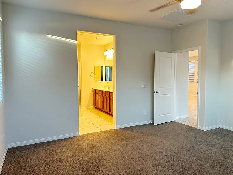 11585 Salt Creek Ave — Photo 10
