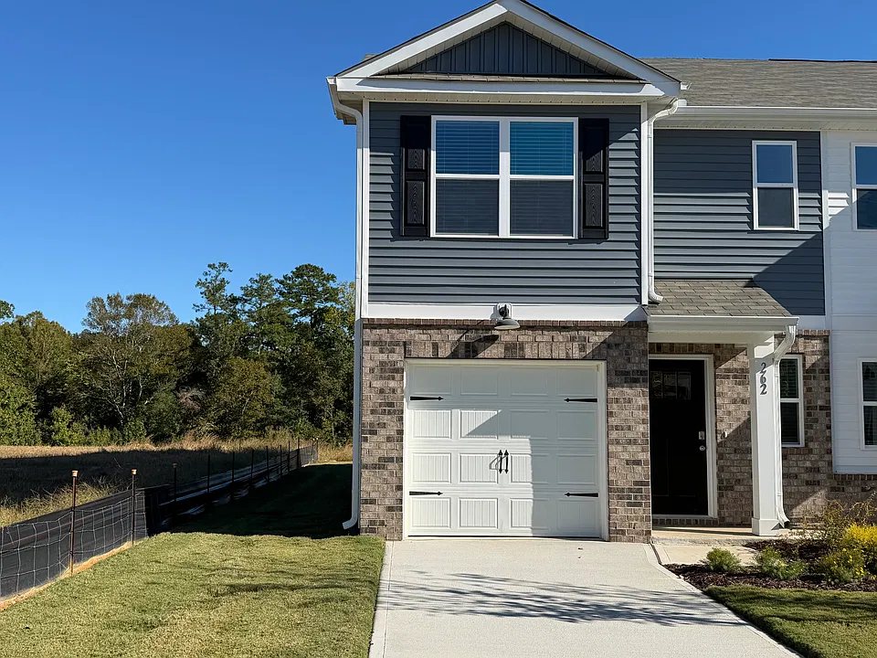 262 Rusling Leaf Dr