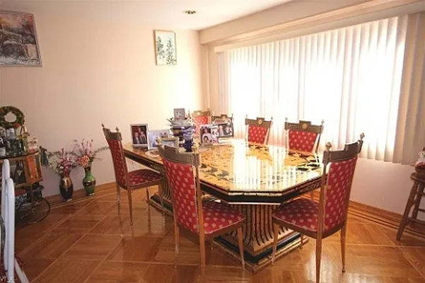 Sold by Bergen Basin Real Estate | media 4
