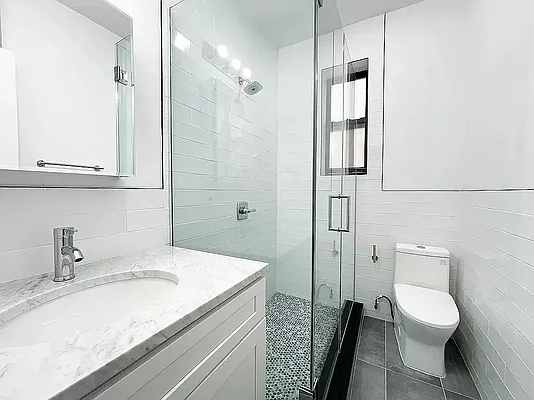 Rented by Bohemia Realty Group | media 10