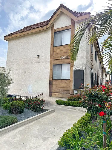 1009 Benito Ave #H Photo 1