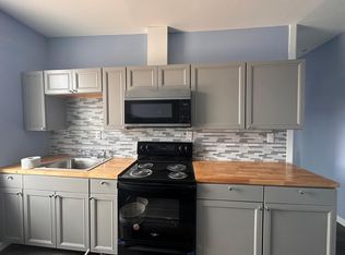 317 S 52nd St FLOOR 2, Philadelphia, PA 19143