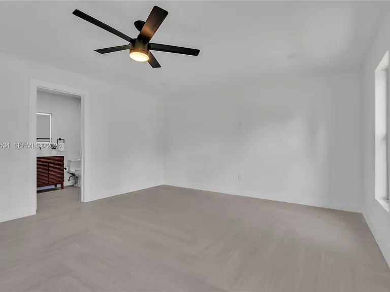17680 SW 54th St — Photo 12
