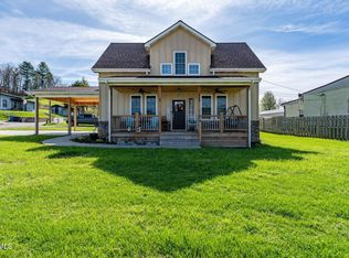 250 N Shady St, Mountain City, TN