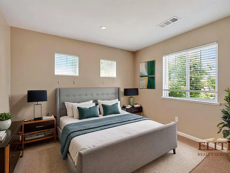 1305 Derby Dr — Photo 14