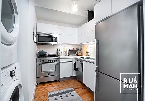 3rd image of 292 Quincy St #4B