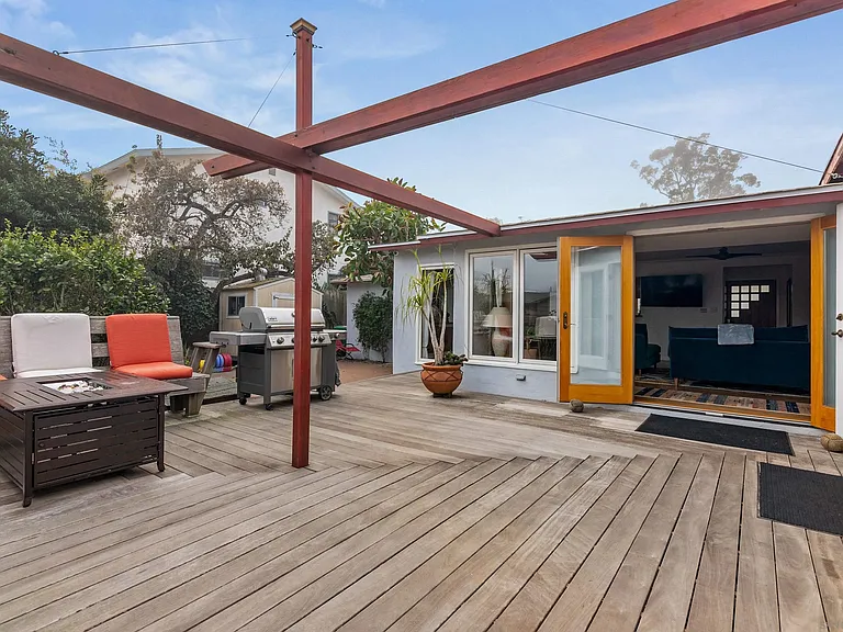 541 Tarento Dr — Photo 41