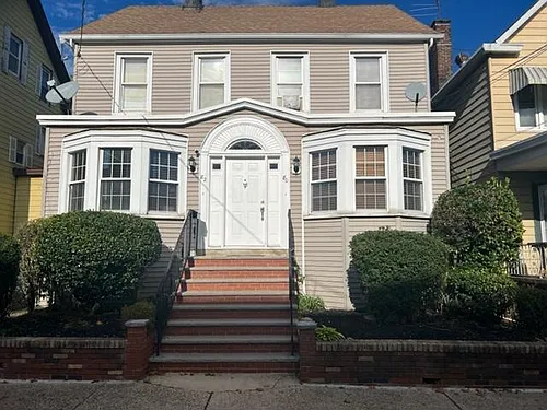 80 Commerce St Photo 1