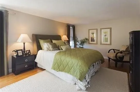 11 Oak St #2 — Photo 8