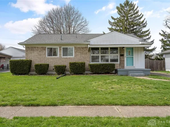 453 Twinning Dr, Dayton, OH 45431