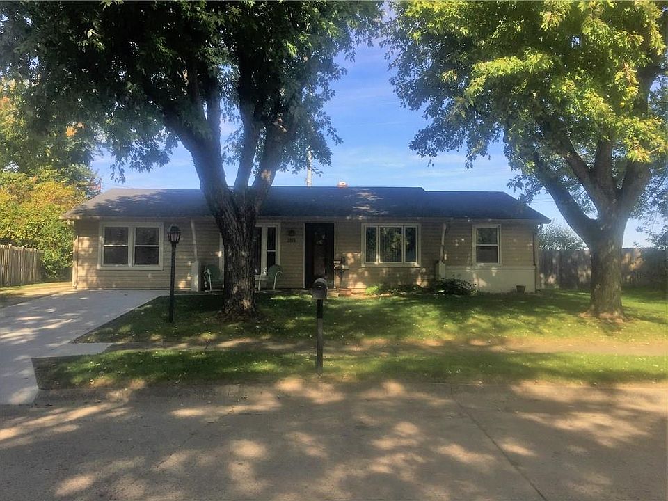 1st image of 1919 Norwood Way