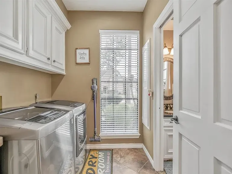 6035 Spring Creek Grove Ln — Photo 9