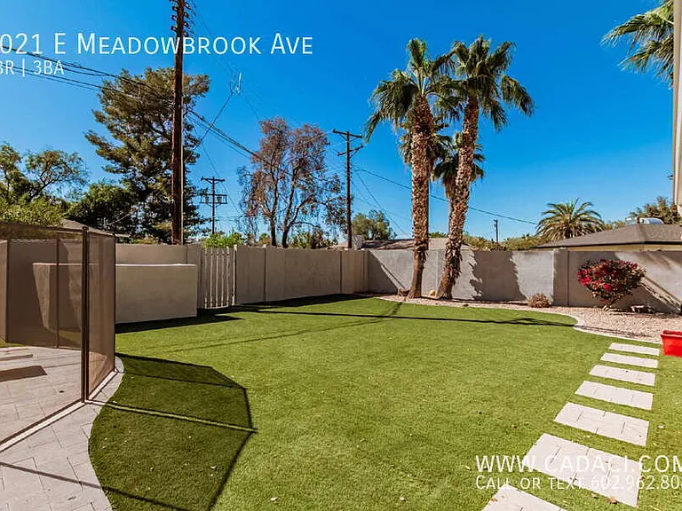 3021 E Meadowbrook Ave — Photo 9