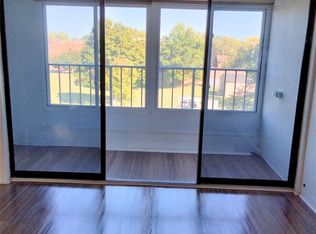 21800 Morley Ave APT 211, Dearborn, MI