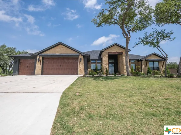 2002 Bluff Dr, Nolanville, TX 76559