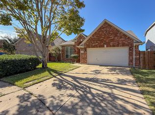 2135 Clubside Dr, Corinth, TX 76210