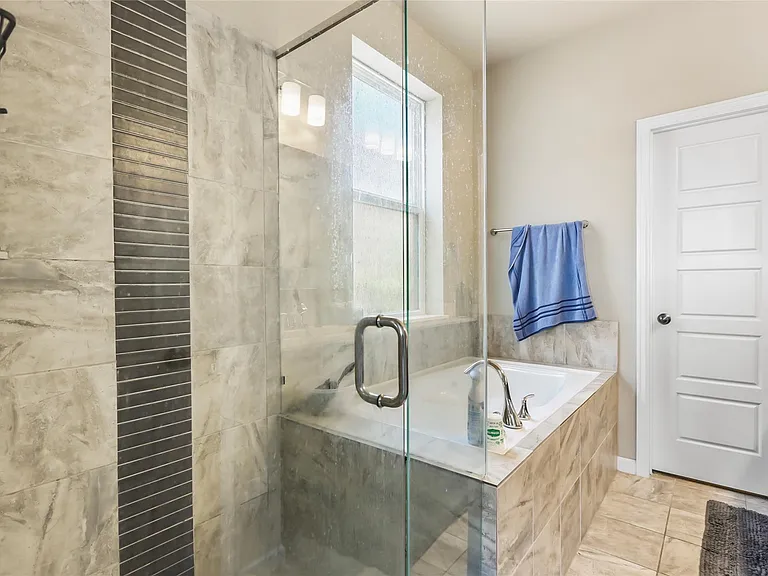 1416 Waterloo Shore Ln #3 — Photo 16