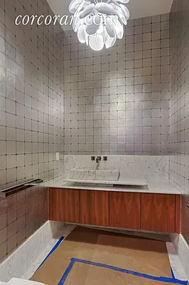 Sold by Corcoran | media 24