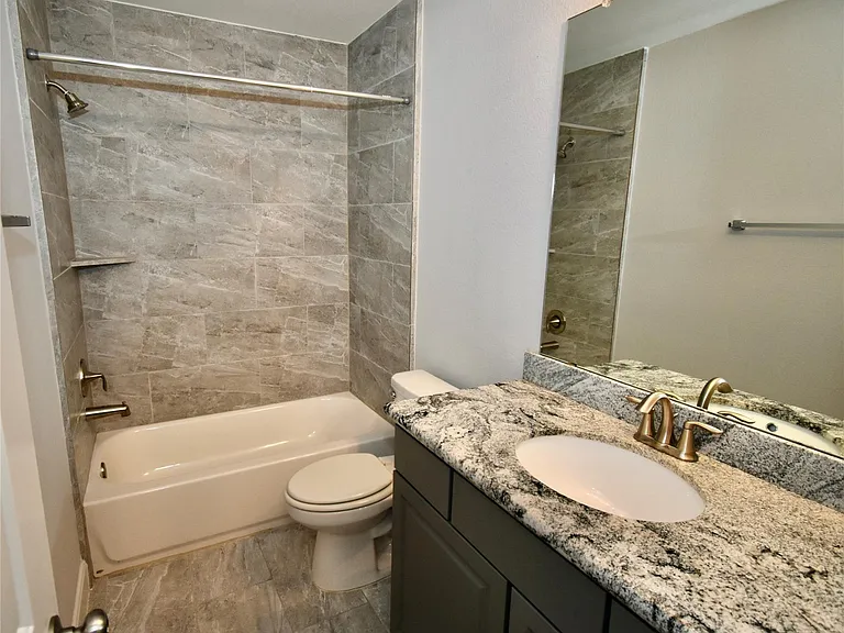 18226 Willow Edge Dr — Photo 13