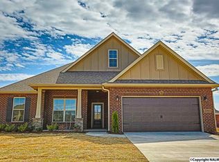 21812 Bald Eagle Dr, Athens, AL 35613