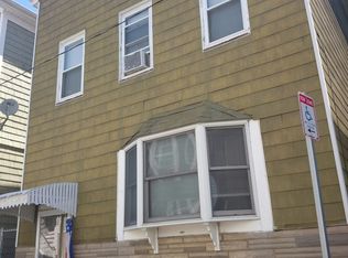 12 Brewster St, South Boston, MA 02127
