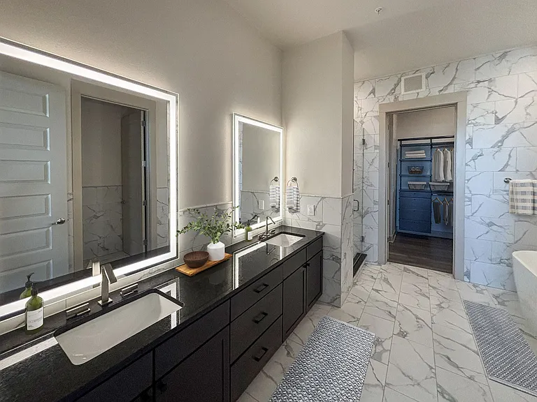 Residences at the Grove — Photo 80