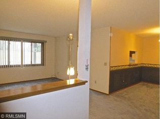 60 94th Cir NW APT 102, Coon Rapids, MN 55448