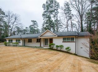 399 Hammond Dr, Sandy Springs, GA