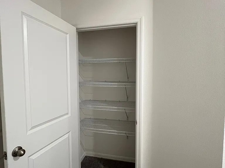 3904 Academia Ave — Photo 24