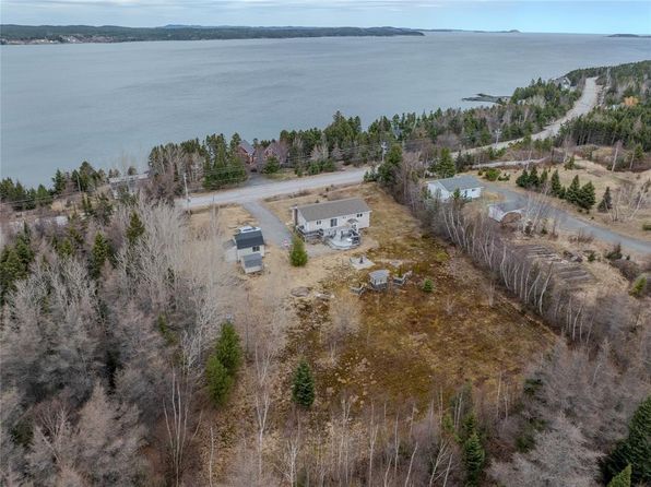 74 Beach Road, Eastport, NL A0G1Z0