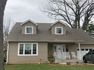 1017 Richmond St, Joliet, IL 60435