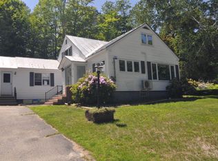 36 Prescott Rd, Manchester, ME 04351