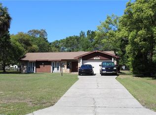 5409 Glover Dr, Weeki Wachee, FL 34607