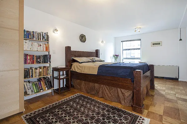 Sold by Real Direct | media 5