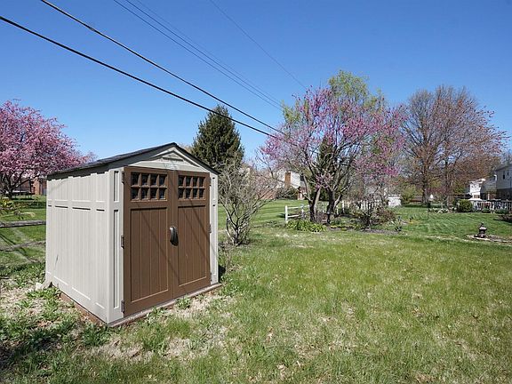 4th image of 9641 Lansford Dr